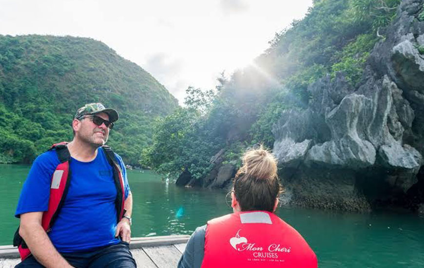 Mon Chéri Cruises – Explore Halong Bay & Lan Ha Bay in Luxury