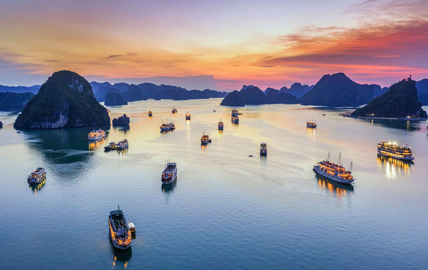 Halong Bay & Lan Ha Bay: A Journey Through Vietnam’s Most Breathtaking Natural Wonders